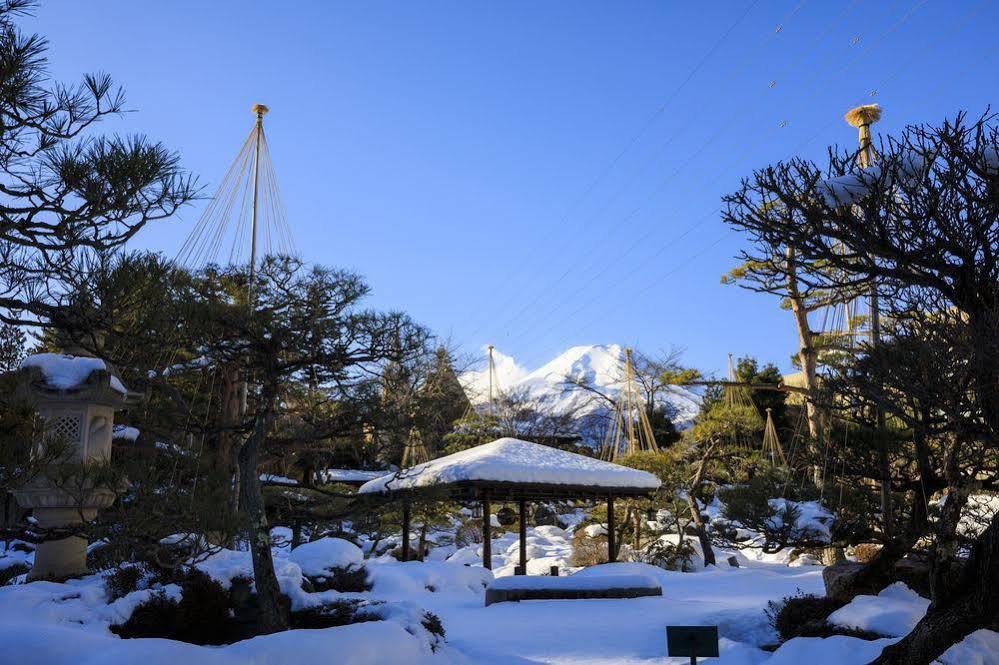 Fujisan Onsen Bessho Sasa Hotell Fujiyoshida Eksteriør bilde