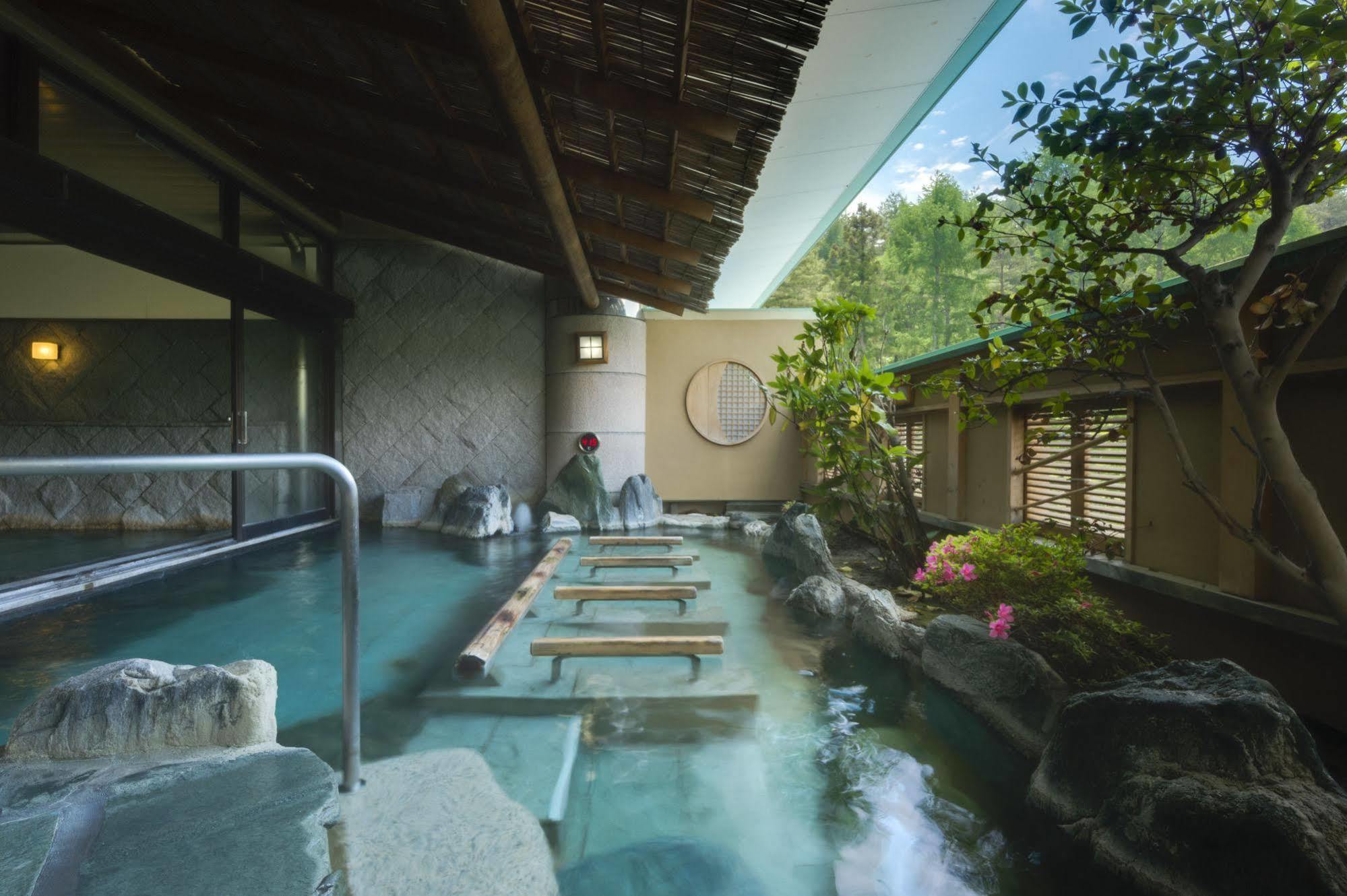 Fujisan Onsen Bessho Sasa Hotell Fujiyoshida Eksteriør bilde